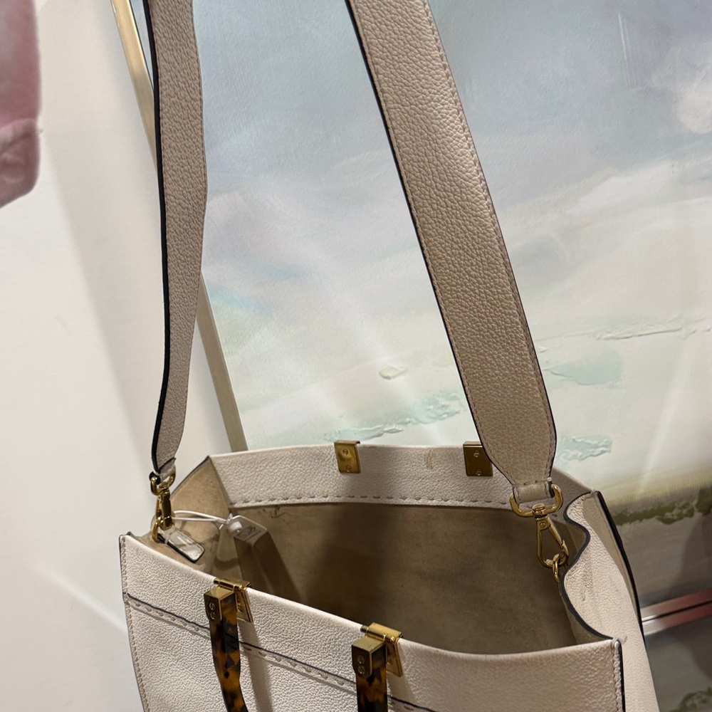 Fendi Cream Leather Tote Bag - Picture 8 of 9